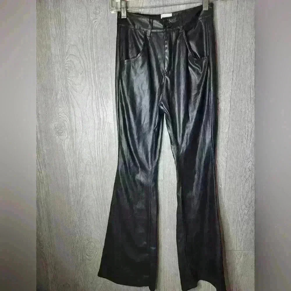♡Princess Polly faux leather bell bottoms pants. Size 0 C-14